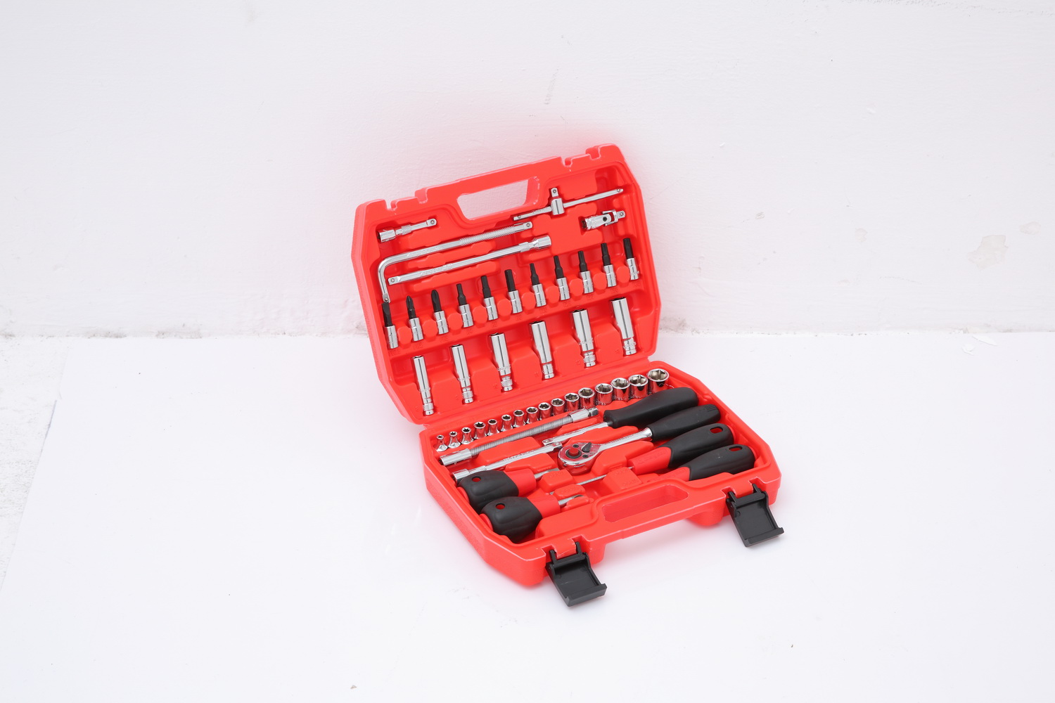 00-947 1/4 系列46PCS 套装工具
